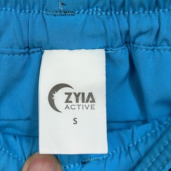 Zyia Active Reversible Flip It Running Shorts 
Elastic Waistband Black Blue SZ S - Picture 9 of 11